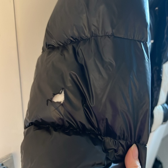 Valentino x Moncler Puffer Jacket - Picture 6 of 6